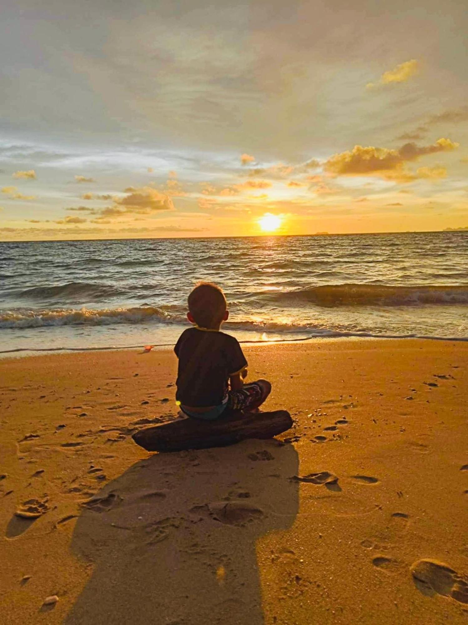 Baan Phuwamin Hotel Koh Lanta Bagian luar foto