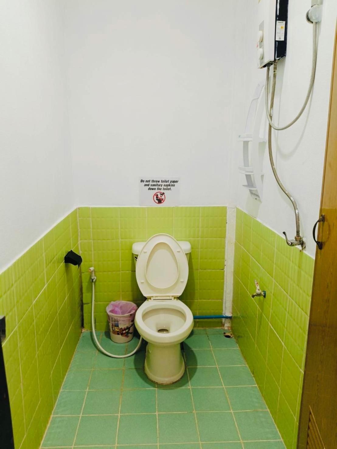 Baan Phuwamin Hotel Koh Lanta Ruang foto