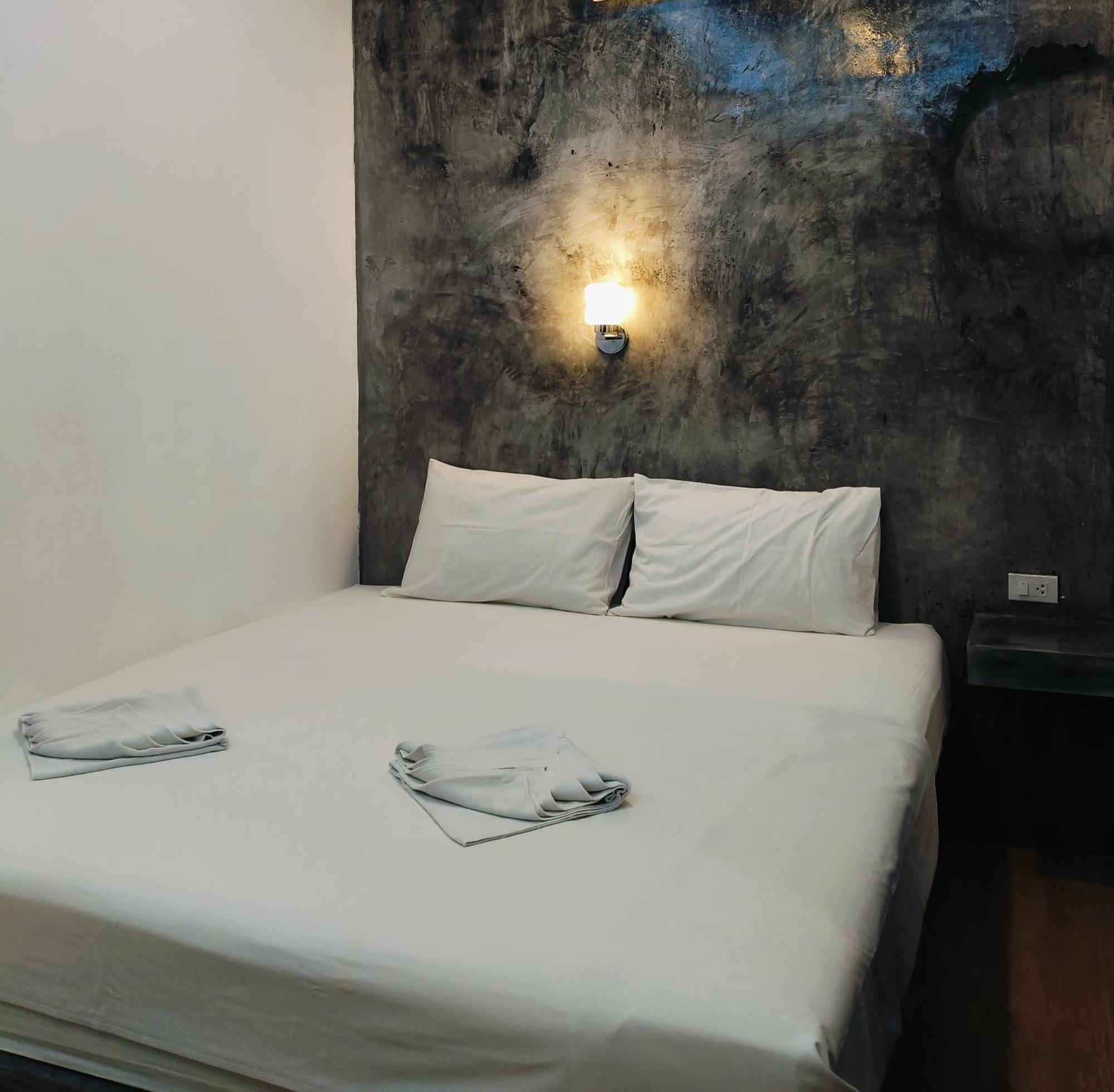 Baan Phuwamin Hotel Koh Lanta Ruang foto