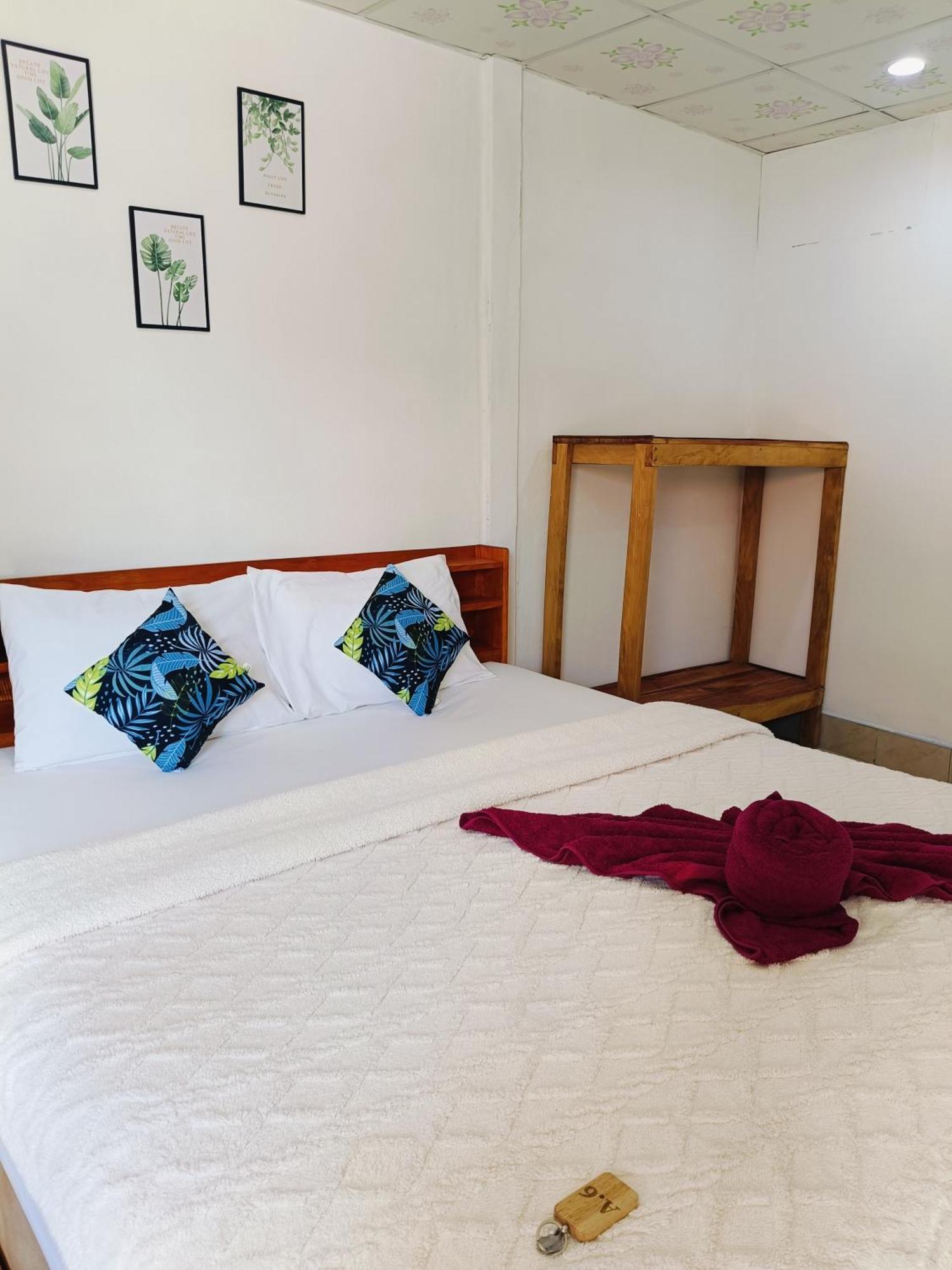 Baan Phuwamin Hotel Koh Lanta Ruang foto