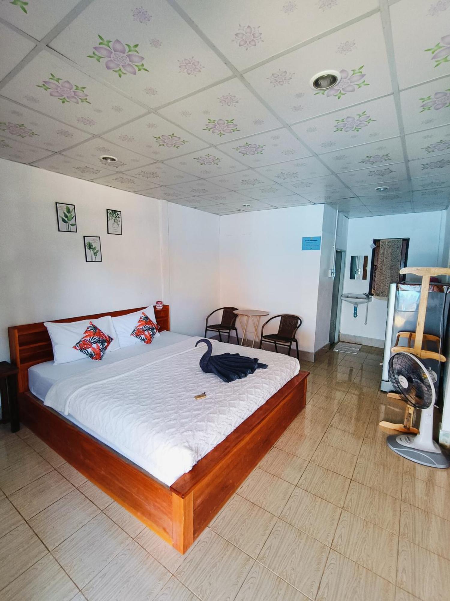 Baan Phuwamin Hotel Koh Lanta Ruang foto