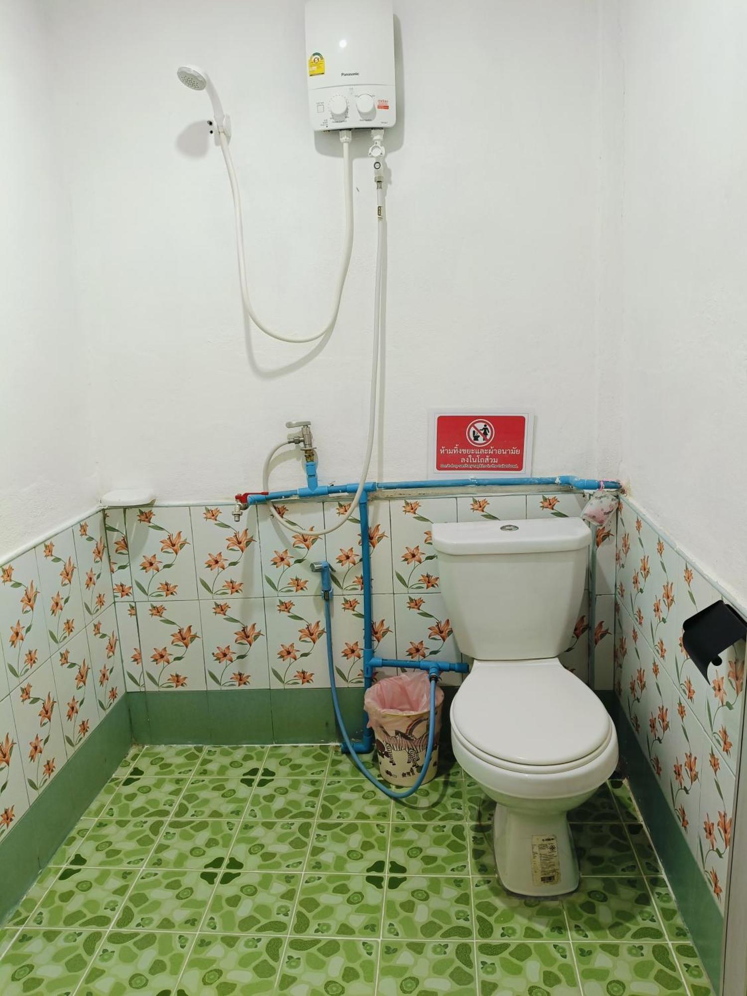 Baan Phuwamin Hotel Koh Lanta Ruang foto